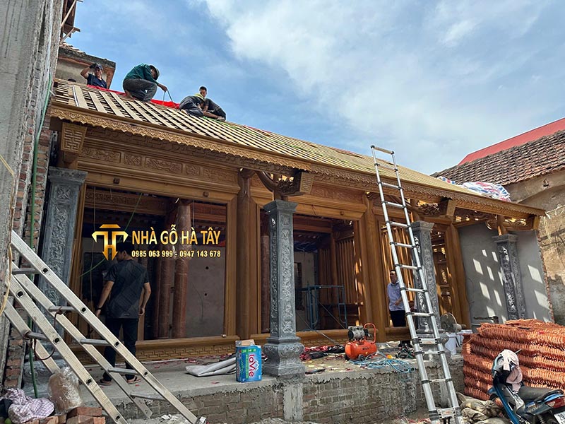 Nhà gỗ 3 gian Dổi Lào